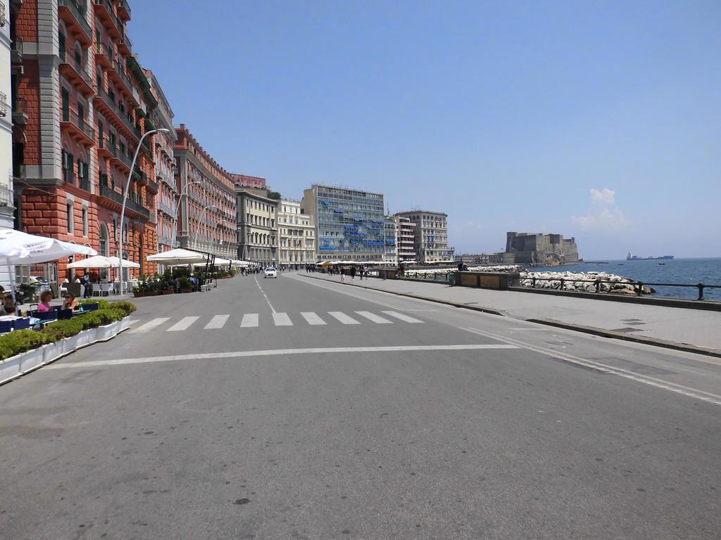 Bed No Breakfast Ak Hotell Napoli Eksteriør bilde