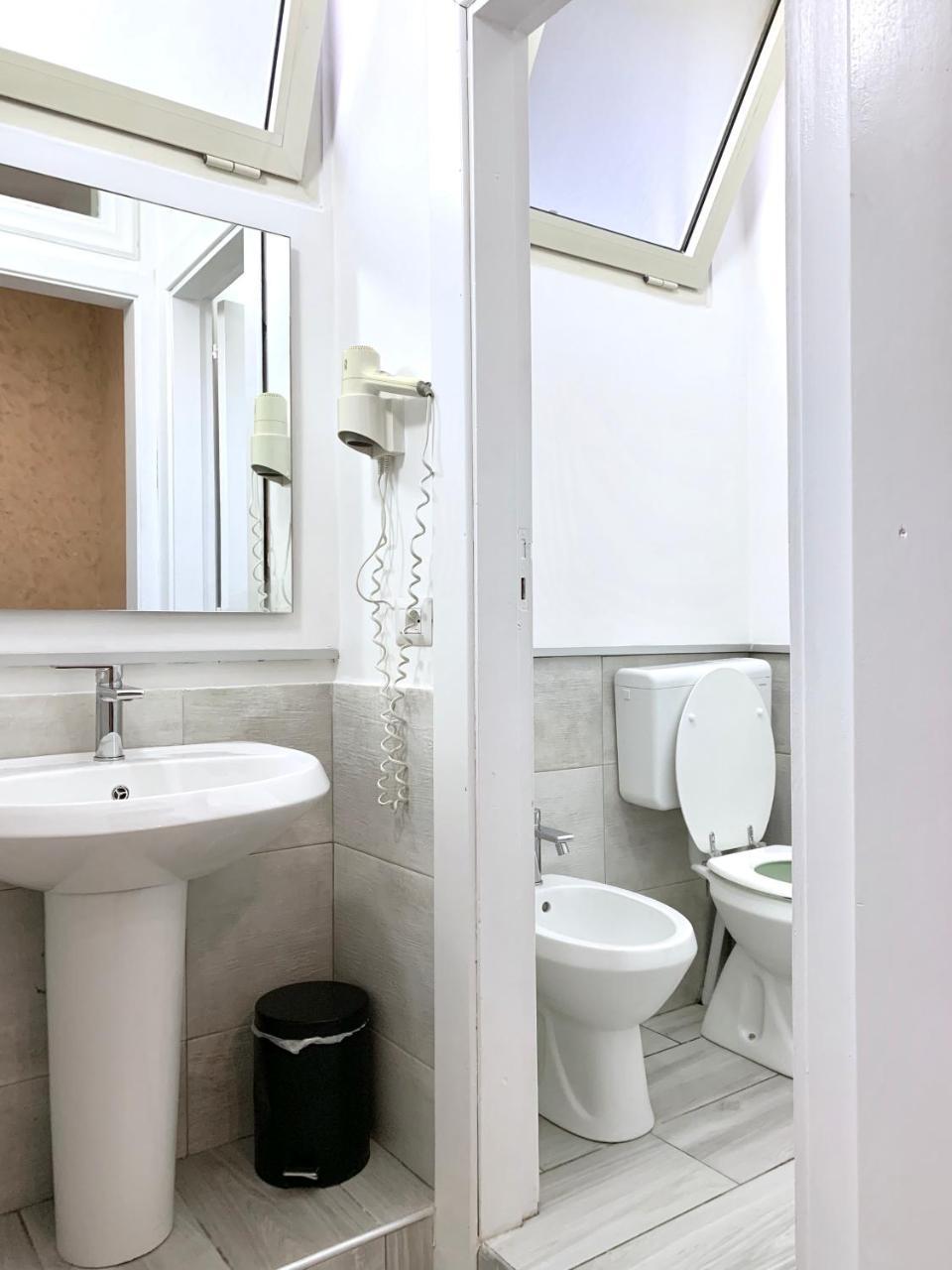 Bed No Breakfast Ak Hotell Napoli Eksteriør bilde