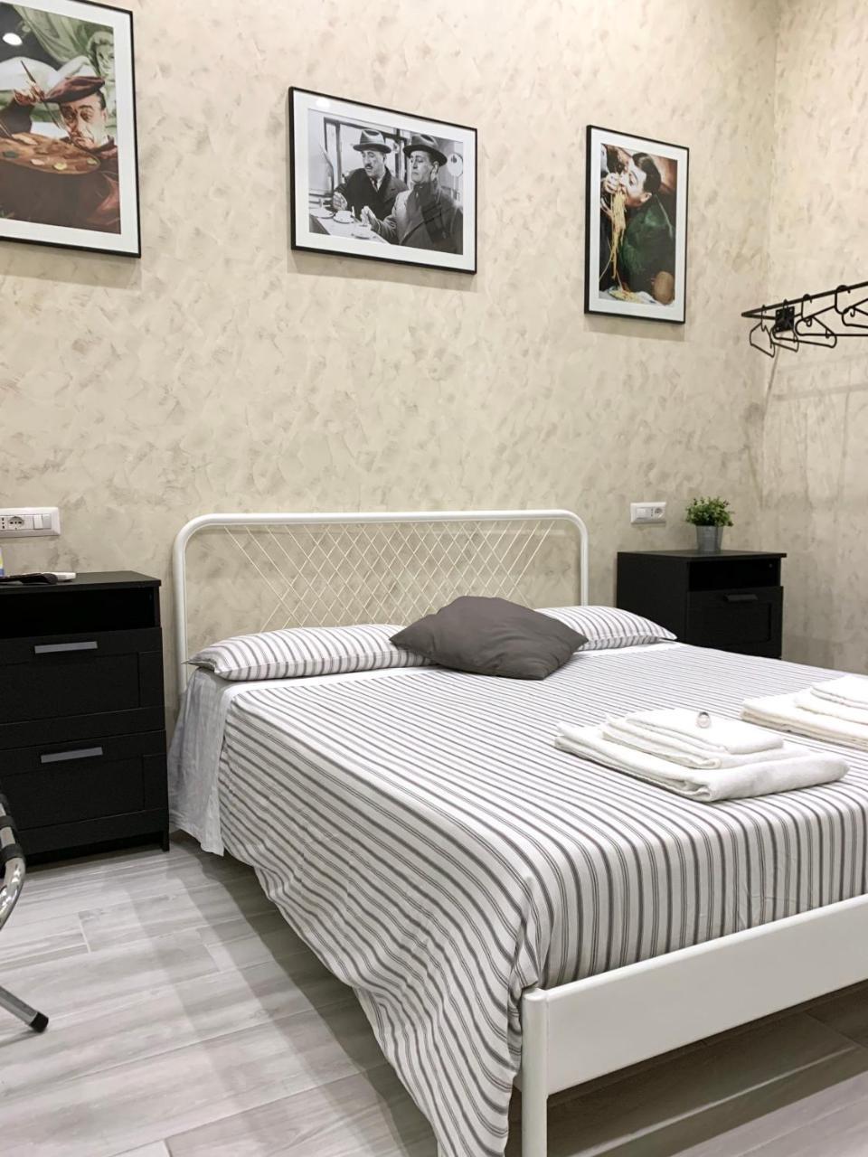 Bed No Breakfast Ak Hotell Napoli Eksteriør bilde