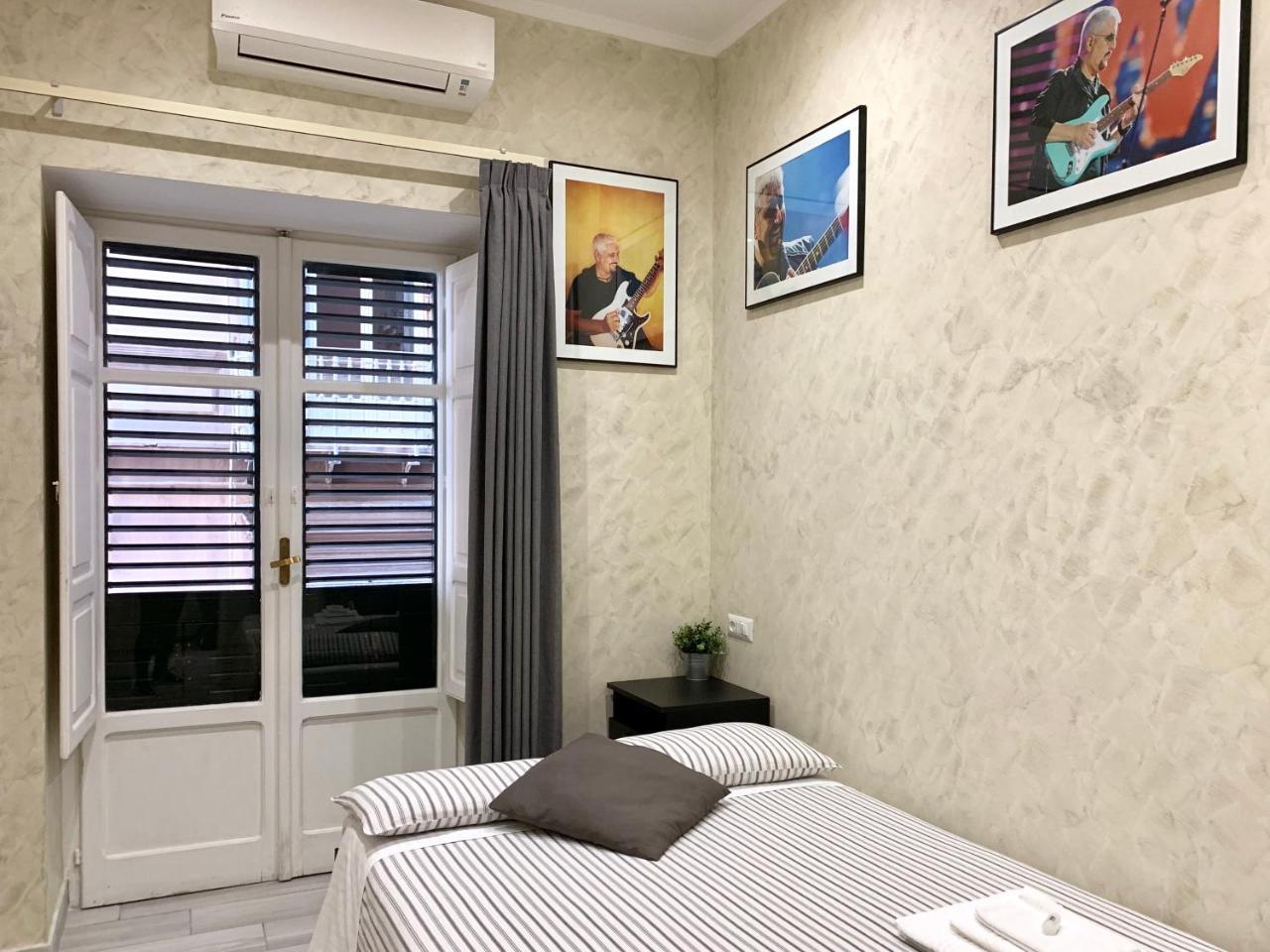 Bed No Breakfast Ak Hotell Napoli Eksteriør bilde